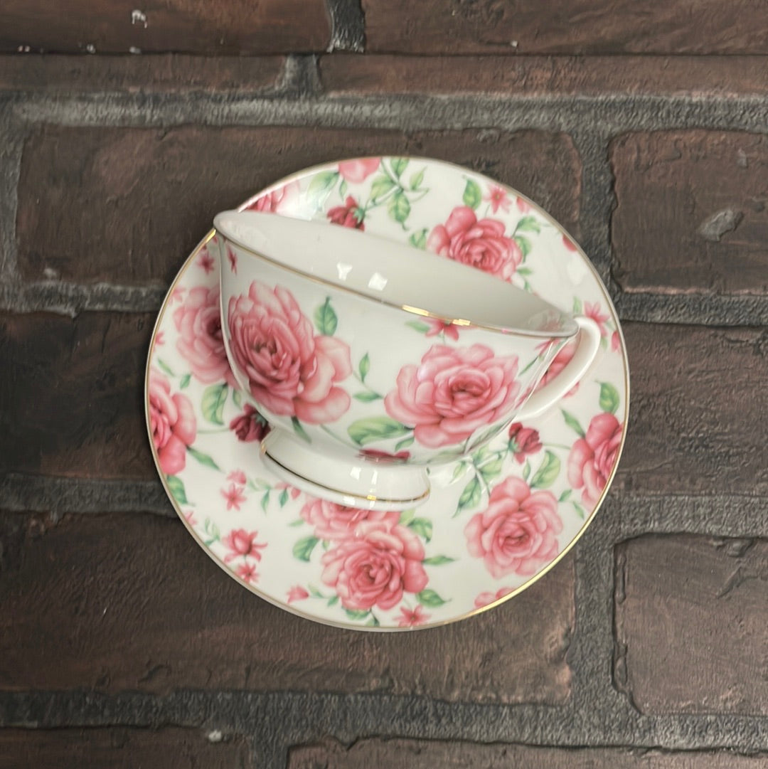 I fucking love you- bitch, Tea cup and saucer, white and Pink Floral