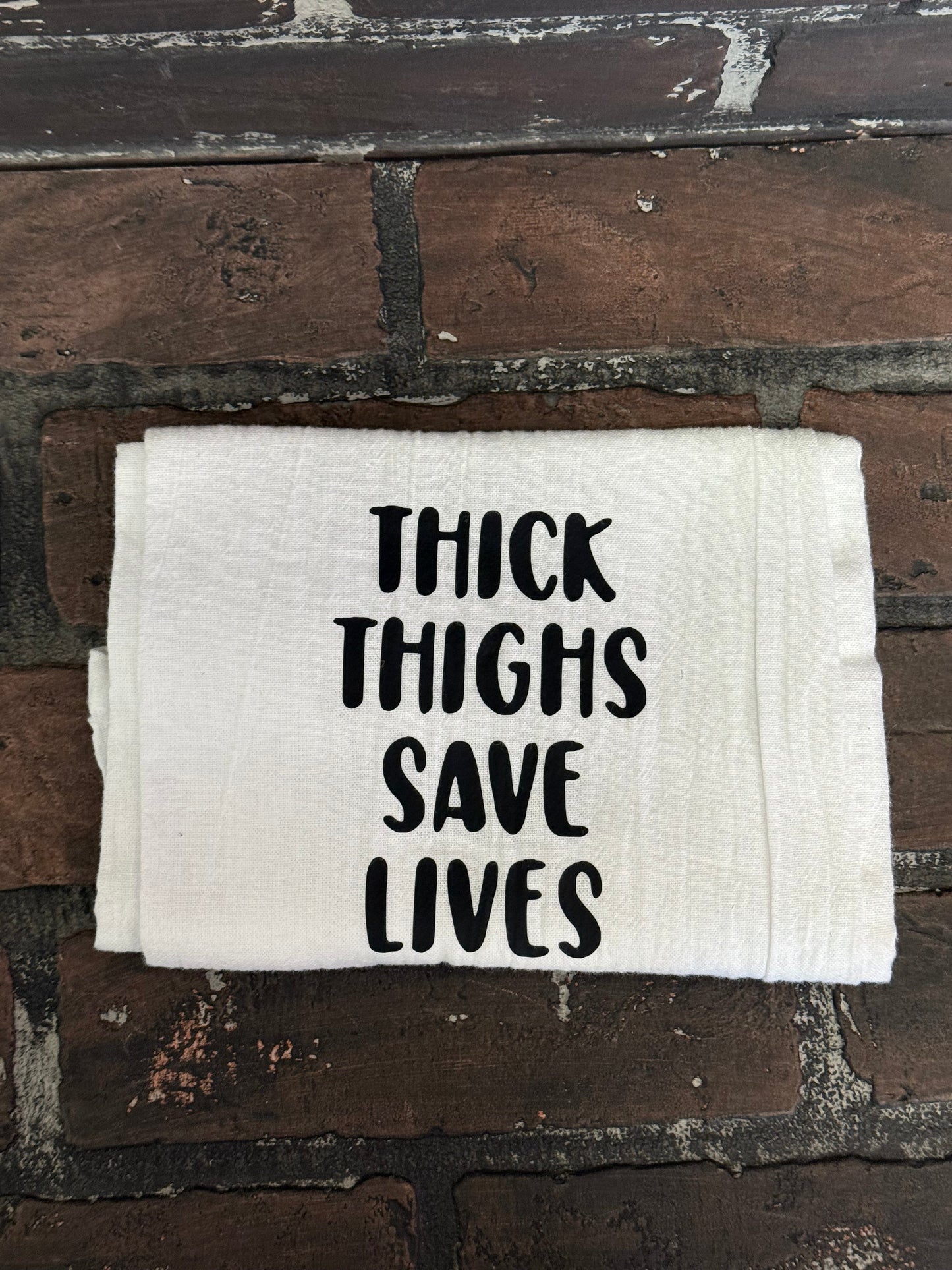 Thick thighs Save Lives, Hand Towel Three Black Cats