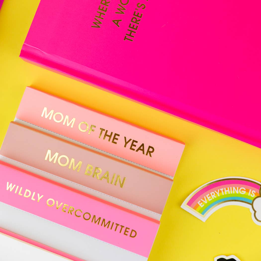 Mom of The Year - Lined Notepad - Perforated Sheets - Pink Chez Gagné