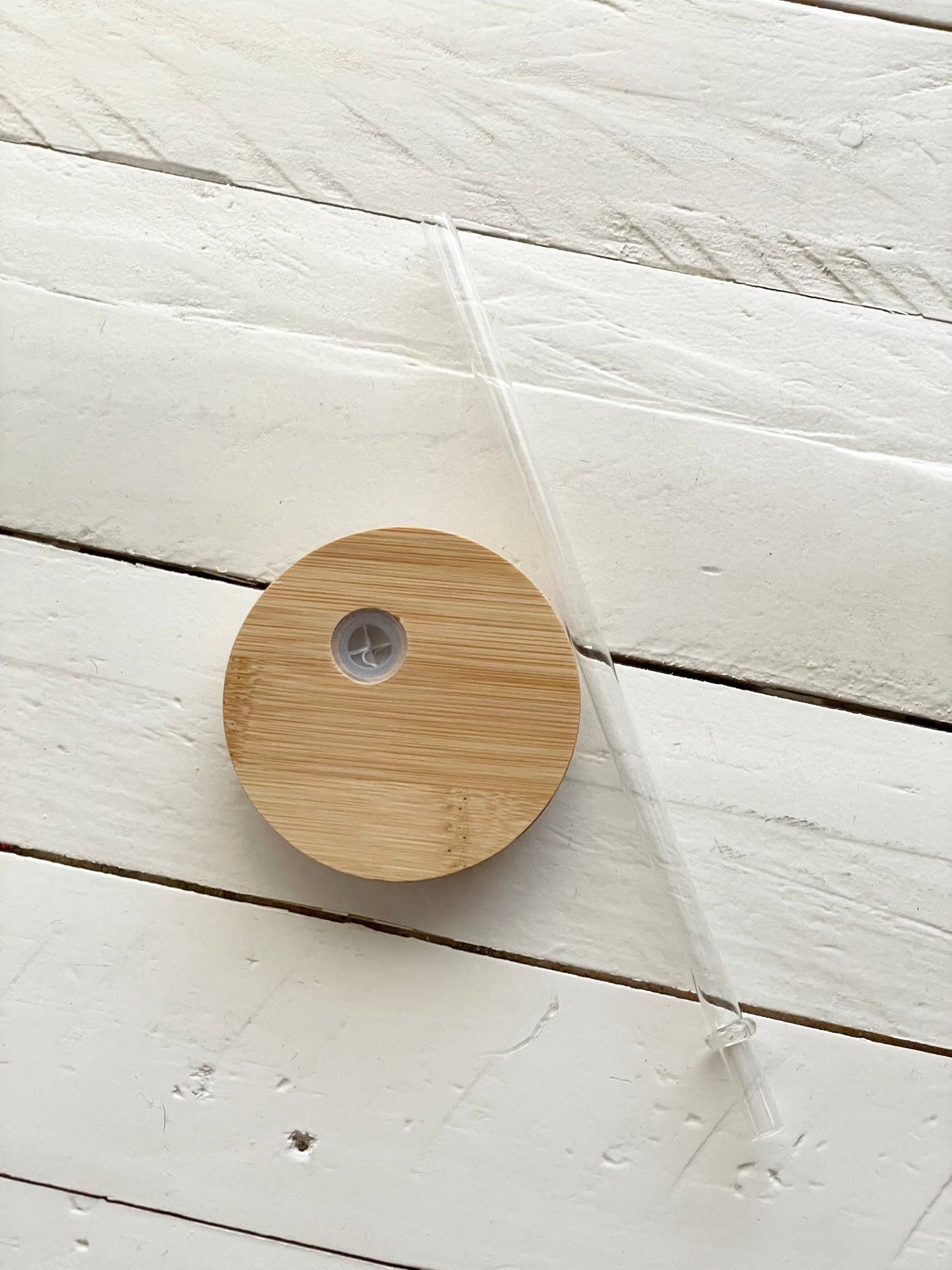 Legendary Spirit 16oz Frosted Glass Beer Can Tumbler with Bamboo Lid and Straw