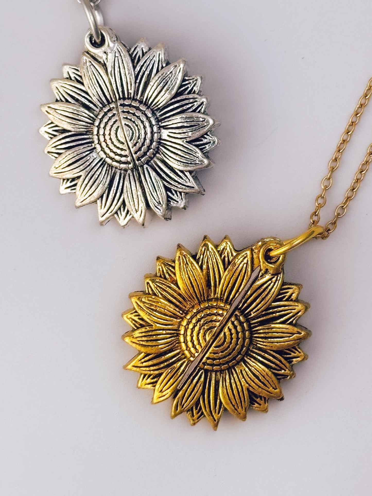 Bad B*tch Energy Necklace: Gold