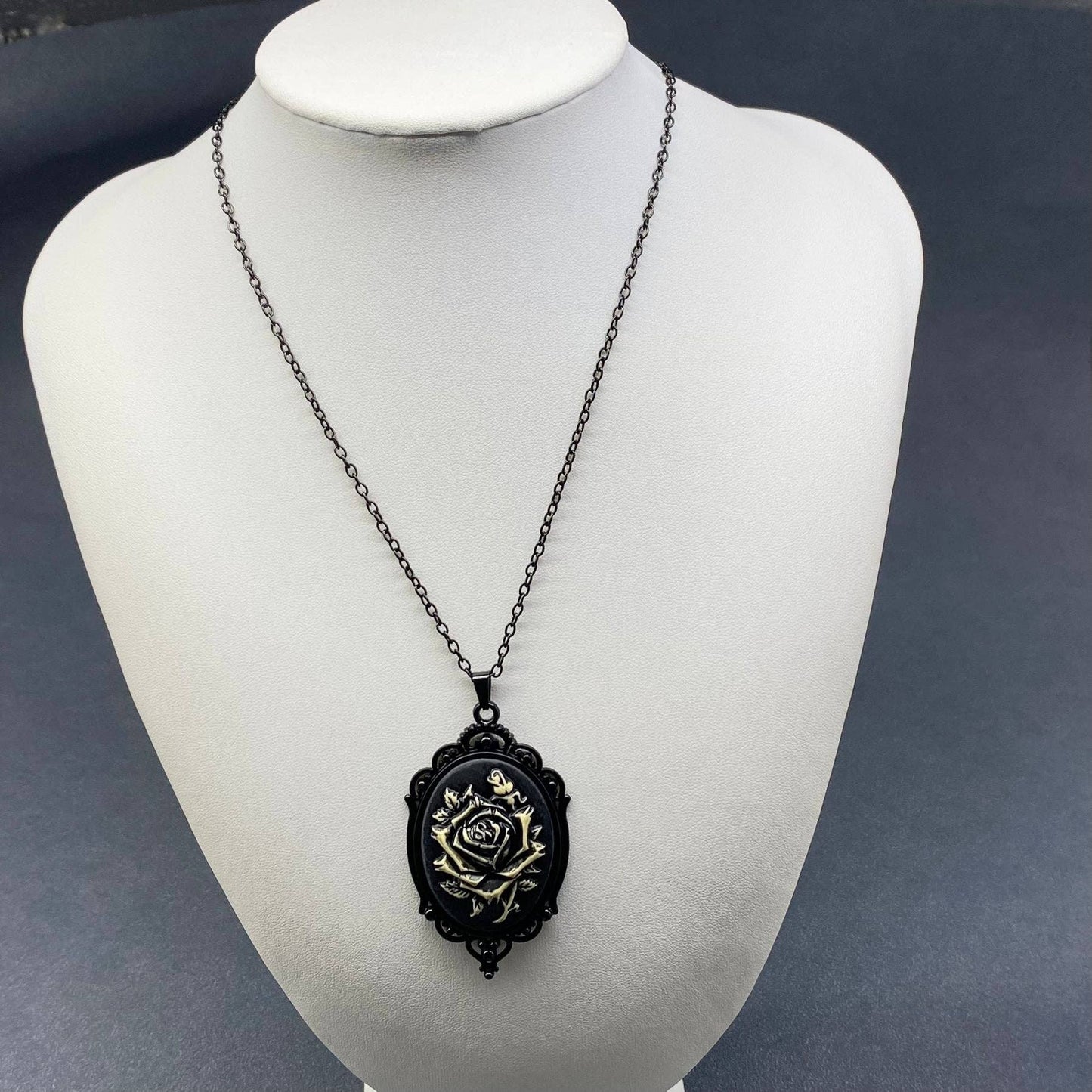 Gothic Style Pendant Black Necklace - GT: A