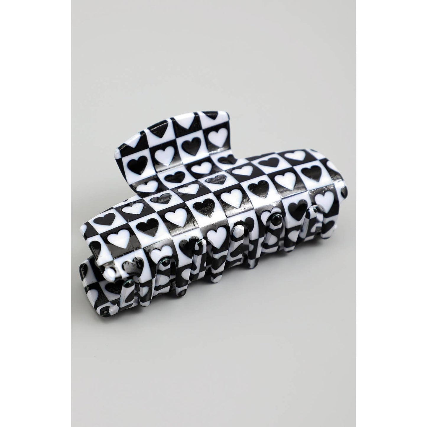 BLACK AND WHITE HEART HAIR CLIP: Black / White / 1 SIZE Girly