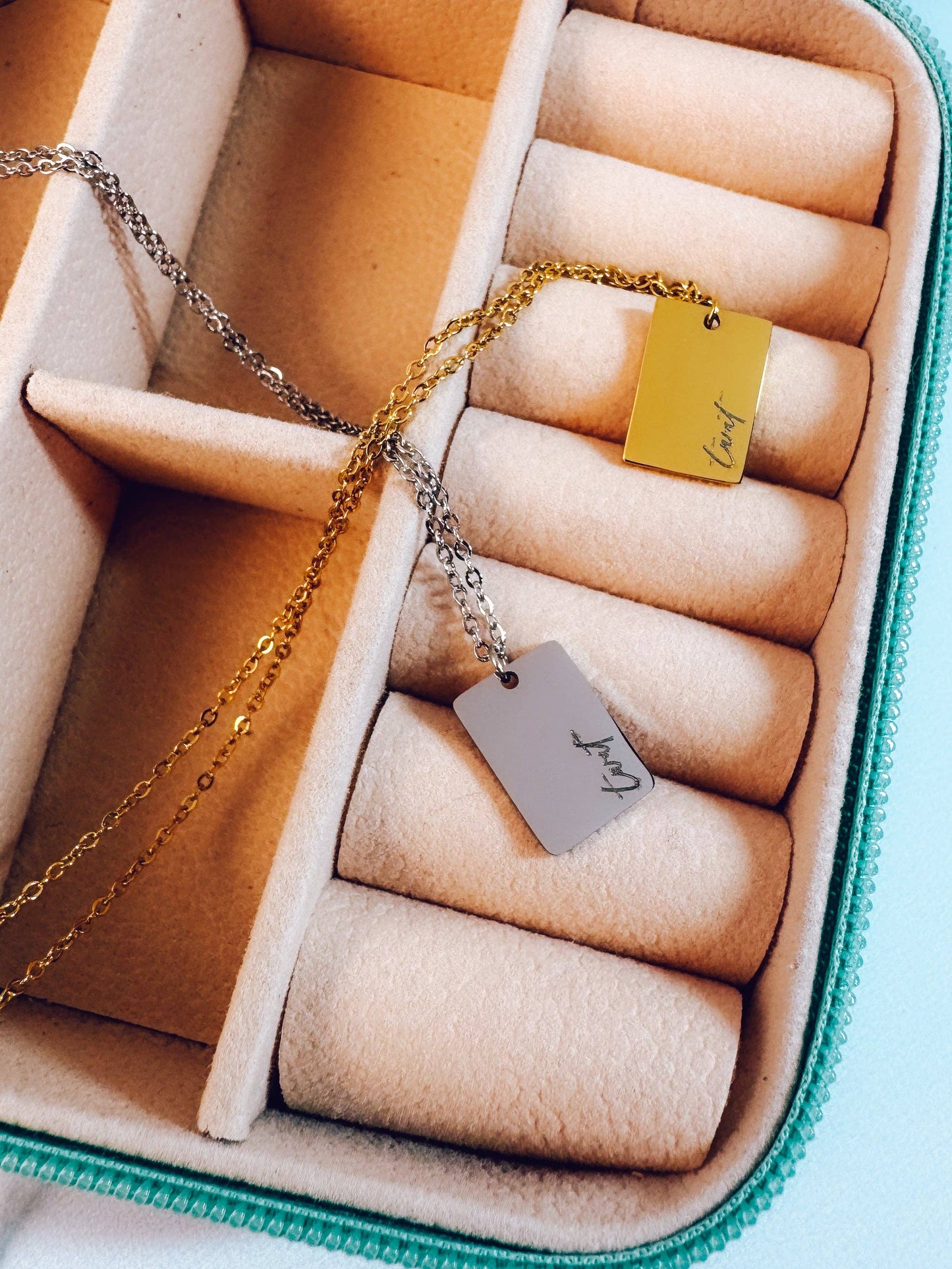 Dainty Twat Necklace: Silver
