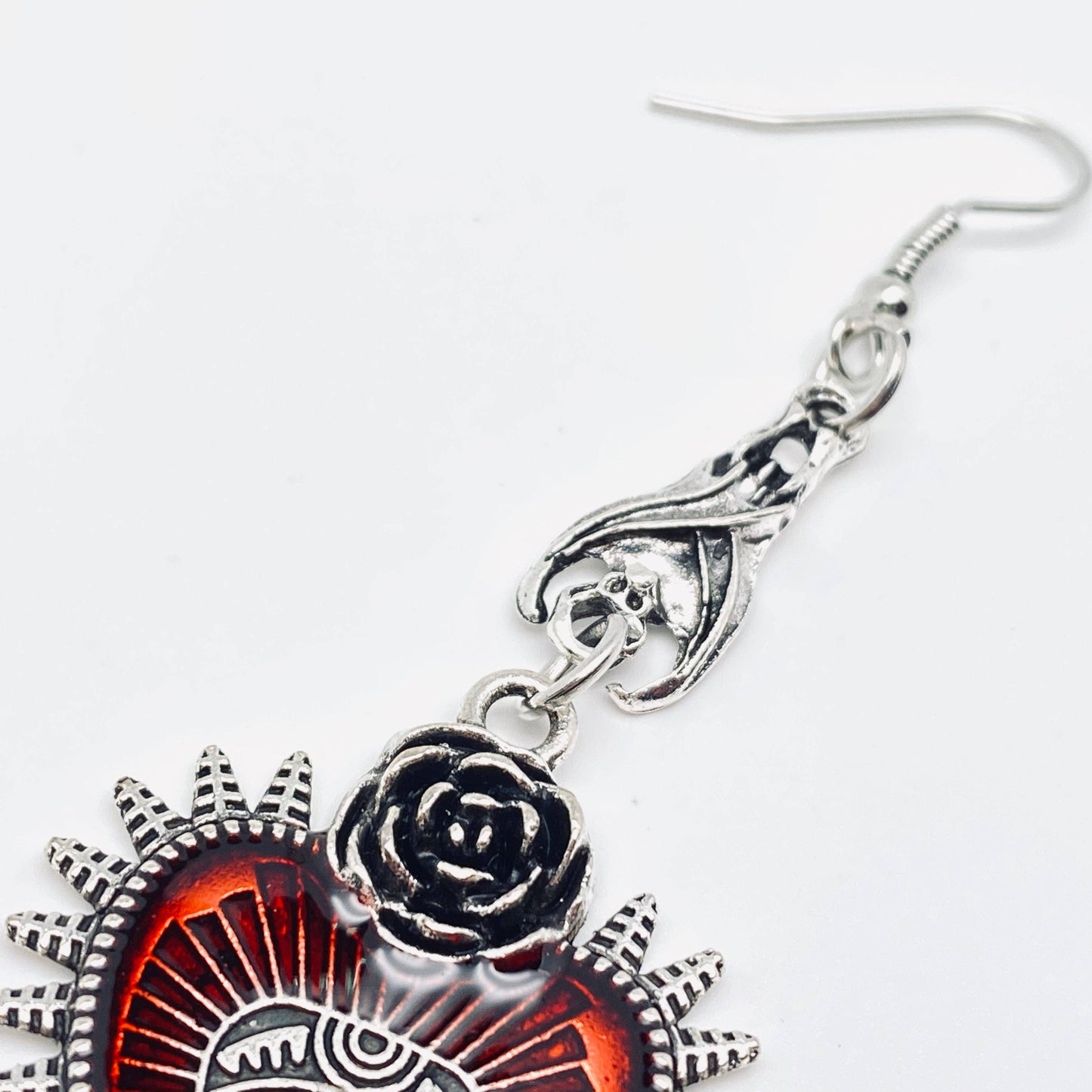 Dark Gothic Punk Bat Heart-shaped Bloody Eye Earrings - GT: Earrings