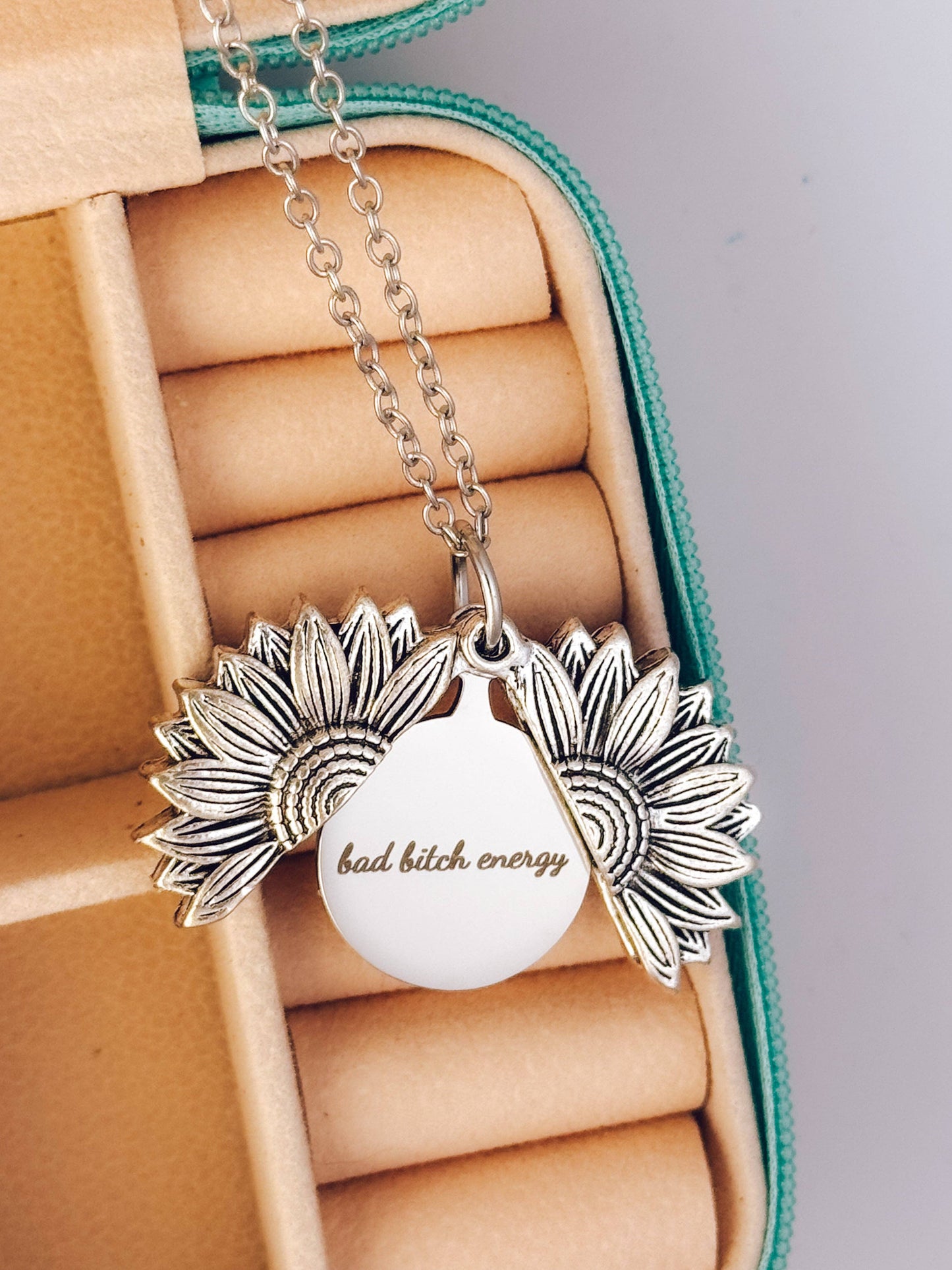 Bad B*tch Energy Necklace: Gold