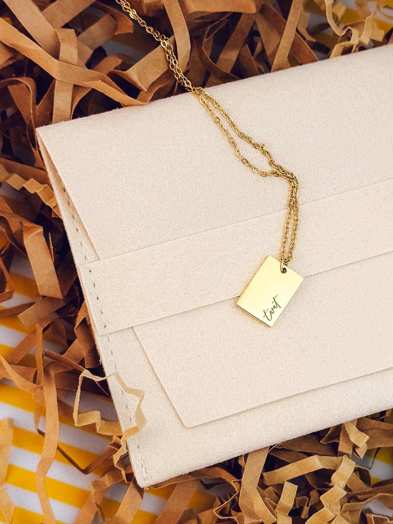 Dainty Twat Necklace: Silver